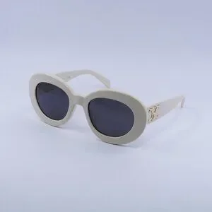 ?️ New Celine CL40312U TRIOMPHE 25A Sunglasses - Ivory White Frame, Grey Lenses Sunglasses CELINE Triomphe CL40312U 01A 53-22 Black in stock main image 3